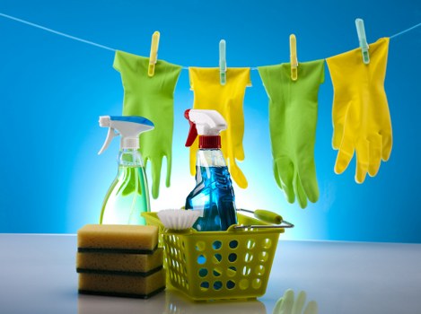 Deep cleaning service in a London kitchen and bathroom